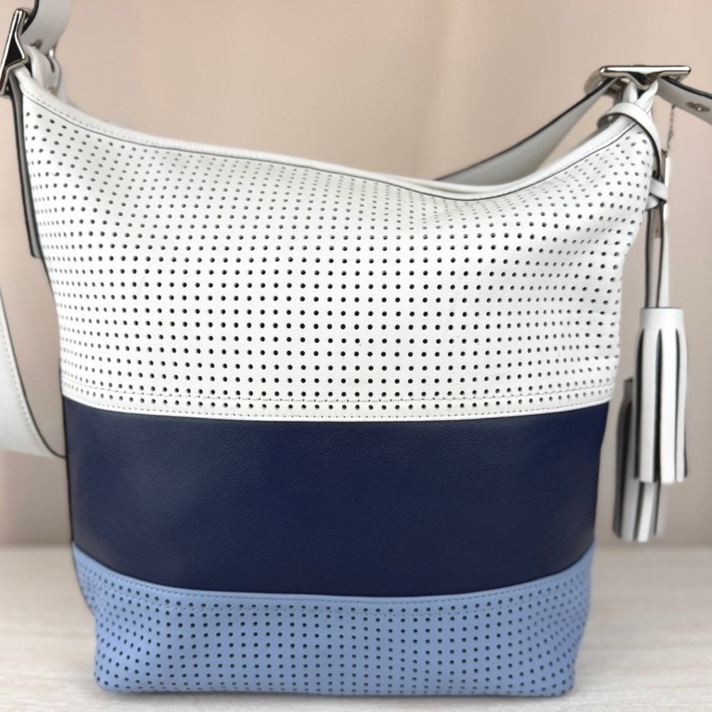 COACH Legacy Perforated Duffle Leather White Blue Stripe Coastal Spring‎ Resort - Picture 2 of 10